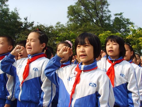 石炭坞小学:千人祝福送祖国
