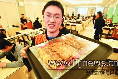 贫困大学生的打工一日