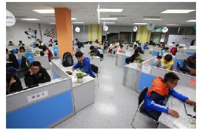 十余年磨一剑:东软大学双师创业课博得喝彩