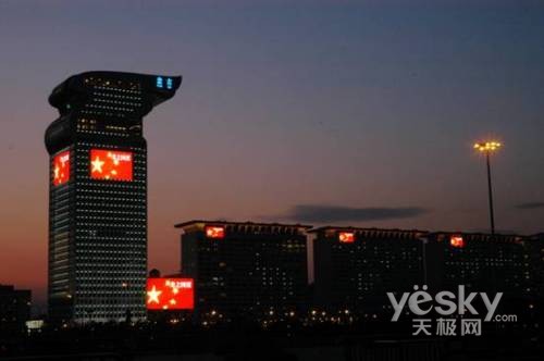 康佳多点开花率先赢得LED显示屏“中考”