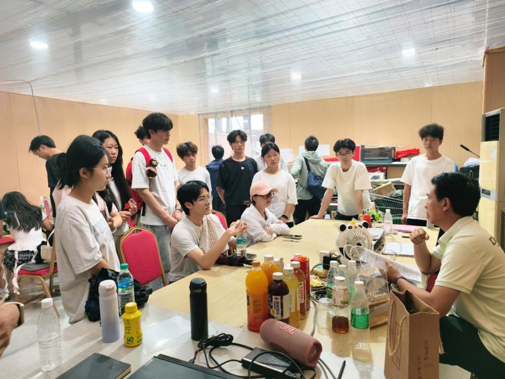 adce71980af54c6cba69a375378ba606.jpg