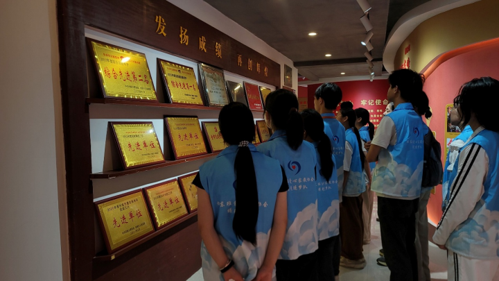 赓续劳模精神薪火 凝聚青春奋进力量——九江职业大学曦光逐梦队赴瑞昌市武蛟乡开展三下乡社会实践