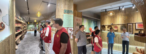 指尖织竹韵 青春传匠心——九江职业大学建筑工程学院“红砖”志愿者服务队走进瑞昌市南义镇竹编文化园