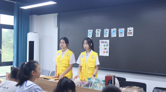 九江职业大学“星光乡传”三下乡：入户宣讲暖人心 防溺守护伴成长   